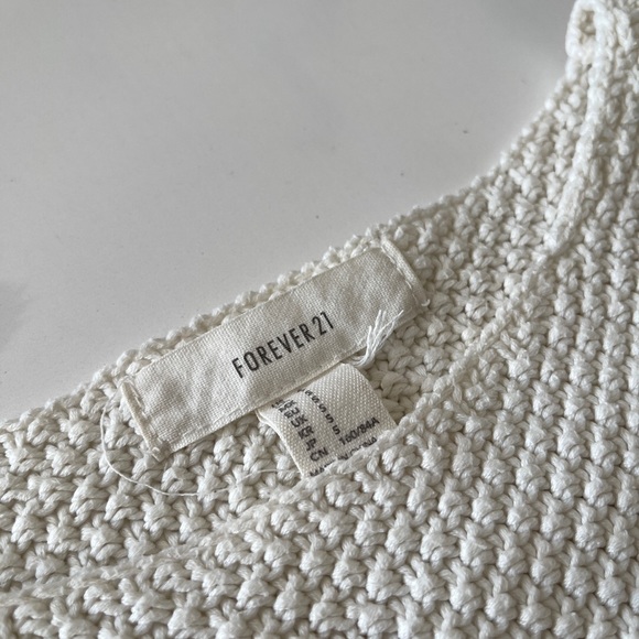 Forever 21 Cropped Knit Sweater - Picture 6 of 7